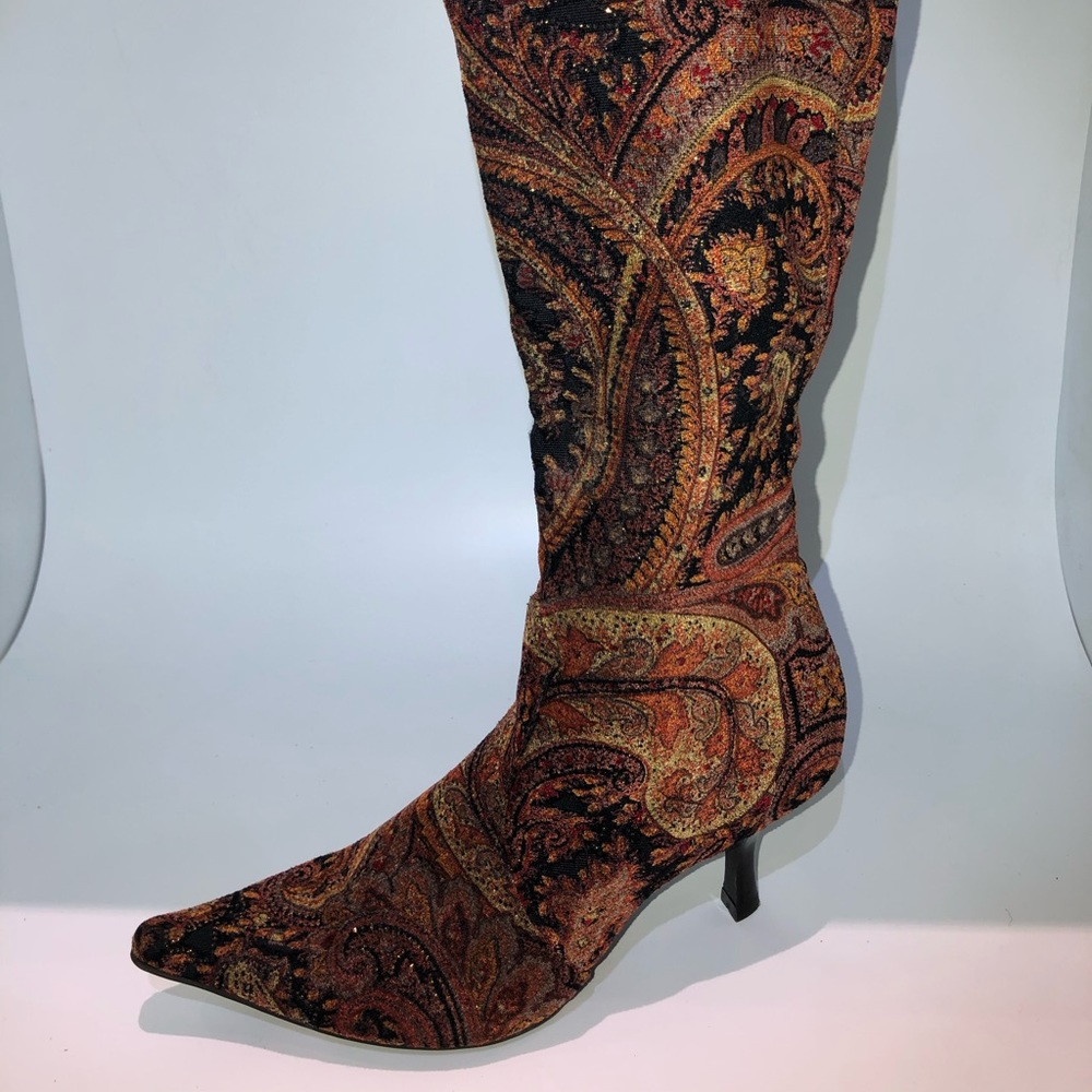 Diba heeled tapestry boots size 7